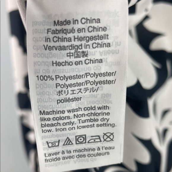 J. Crew Floral Blouse Size 2 - Picture 11 of 11